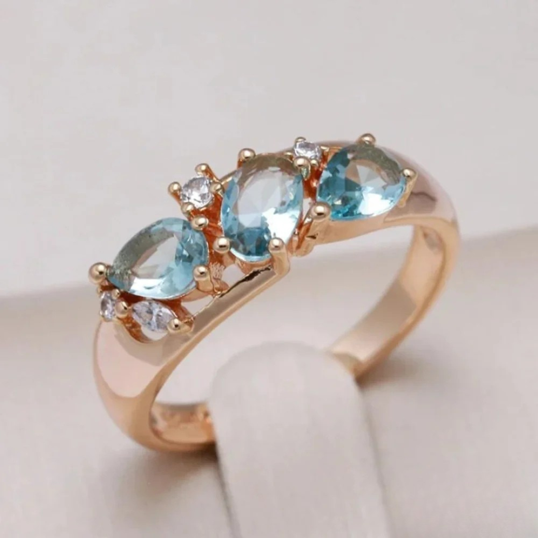 Anillo de Zirconia Azul en Oro