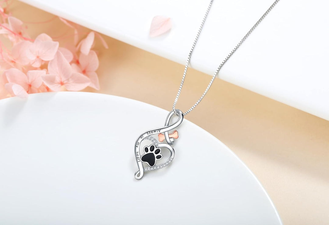 Collar Lucky Paw con Corazón, Hueso e Infinito – Colgante “Siempre en Mi Corazón”