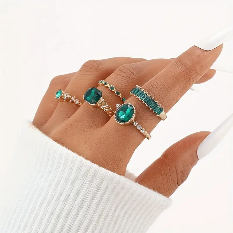 Exquisito conjunto de anillos de esmeralda de Zarina | Oro