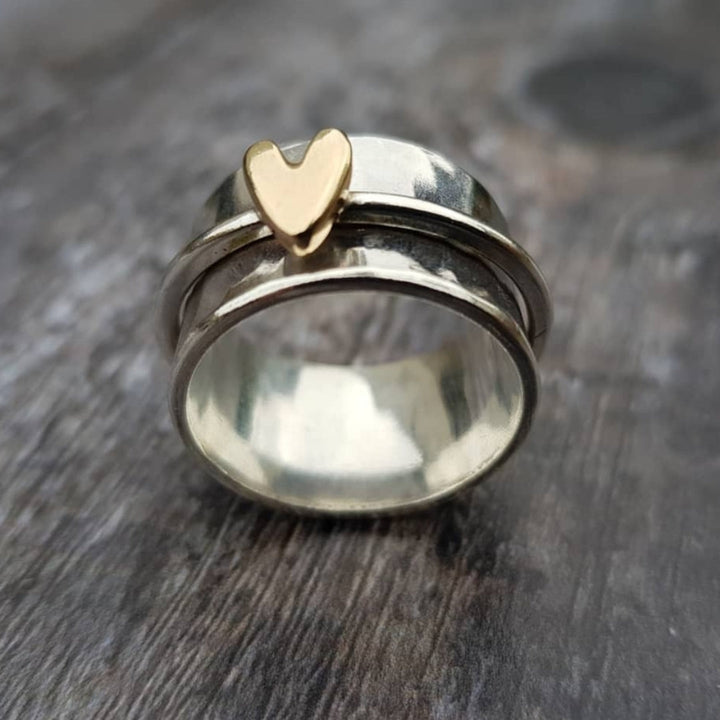 Lena™ | Anillo vintage de plata con corazón dorado para mujer