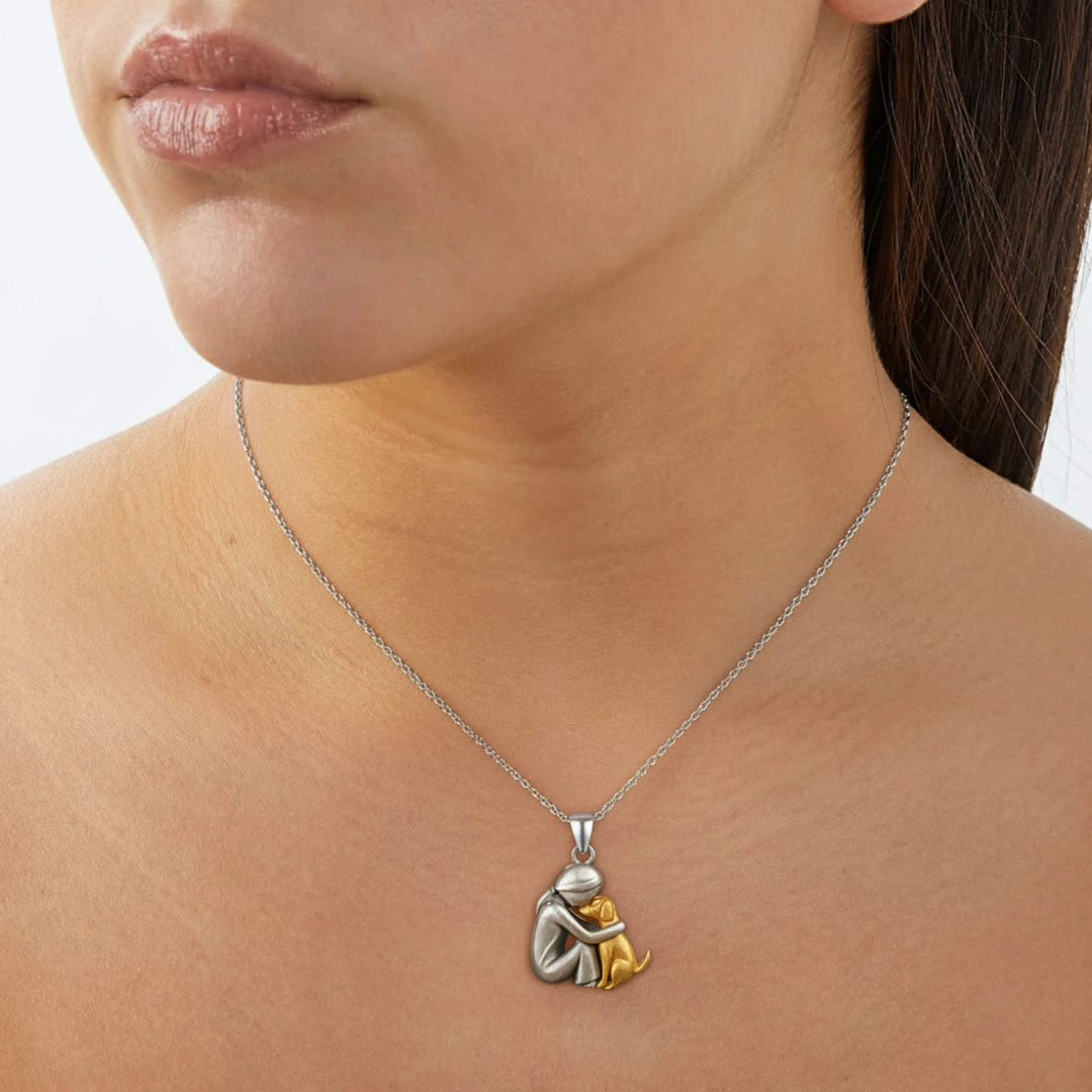 Collar con Colgante de Abrazo de Perro - Oferta Limitada del 80%