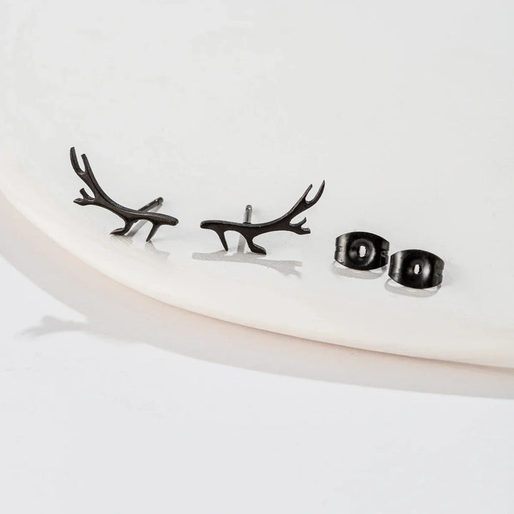 Pendientes de Stud en Cuerno de Ciervo