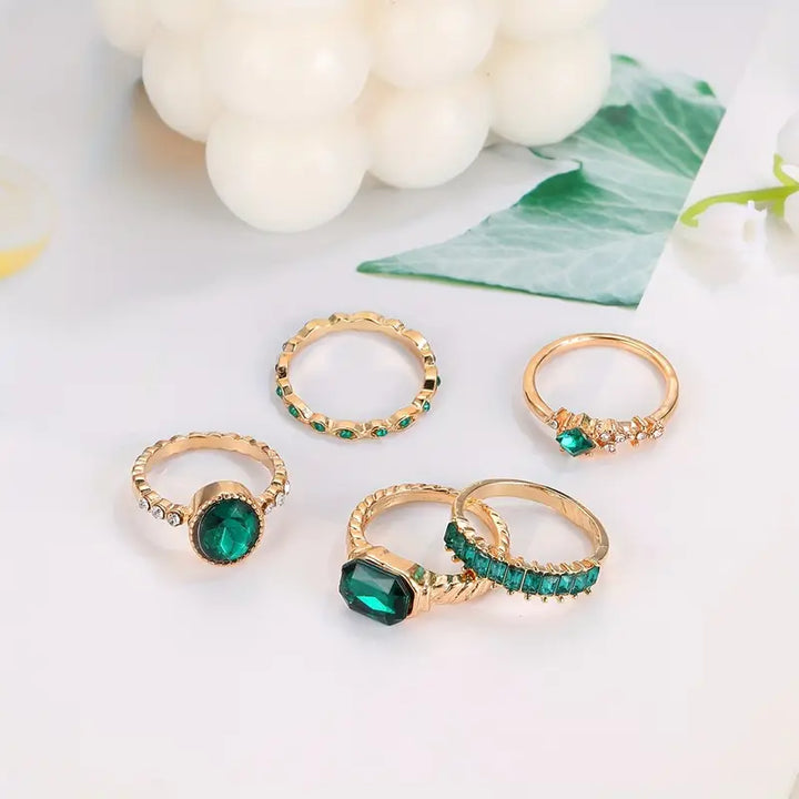 Exquisito conjunto de anillos de esmeralda de Zarina | Oro