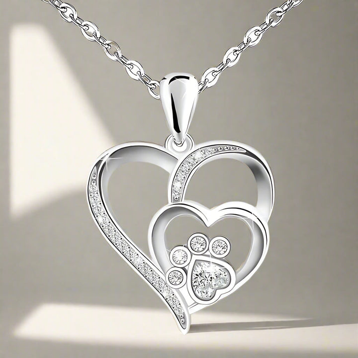 Inolt™ | Collar de pata y corazón en plata